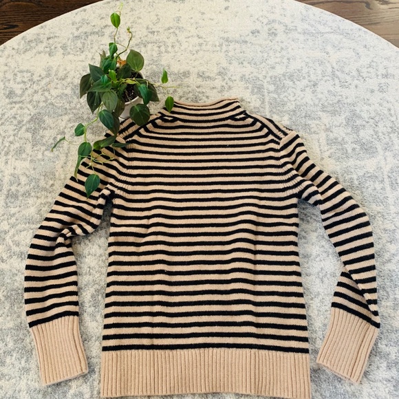 J.Crew Sweater - Picture 4 of 4